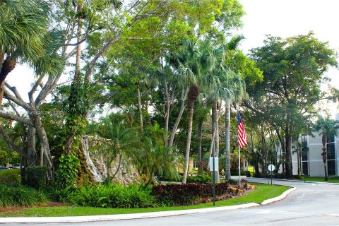 Condo in Weston, Florida, 2 bedrooms  № 1939842 - photo 25