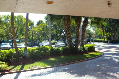 Condominio en venta en Weston, Florida, 2 dormitorios, 114.73 m2 № 1939842 - foto 24