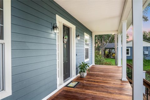 House in Umatilla, Florida 4 bedrooms, 373 sq.m. № 1789194 - photo 7