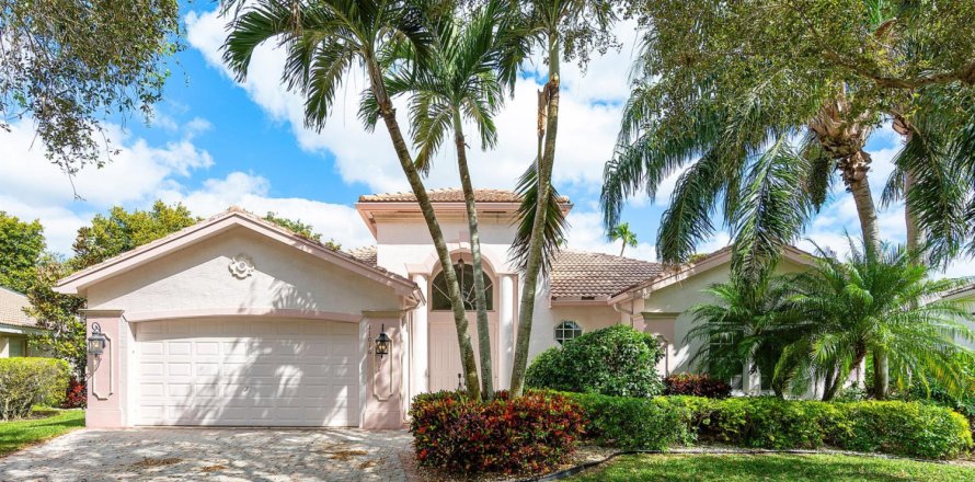 Casa en Boynton Beach, Florida 3 dormitorios, 274.9 m2 № 918652