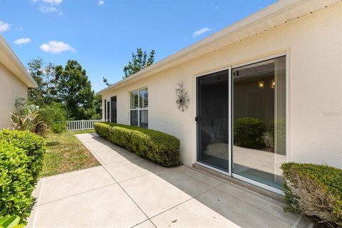House in The Villages, Florida 2 bedrooms, 111.85 sq.m. № 1876061 - photo 7