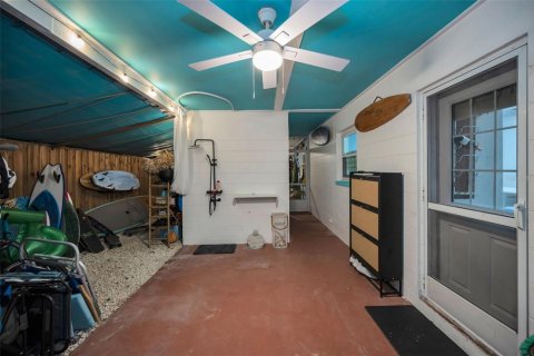 House in Indian Rocks Beach, Florida 2 bedrooms, 82.5 sq.m. № 2167470 - photo 15