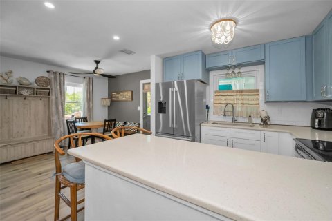 House in Indian Rocks Beach, Florida 2 bedrooms, 82.5 sq.m. № 2167470 - photo 28
