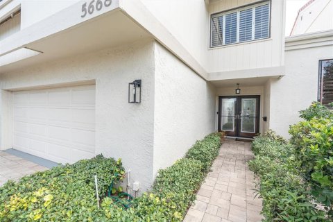 Condo in Saint Petersburg, Florida, 3 bedrooms  № 2394253 - photo 4