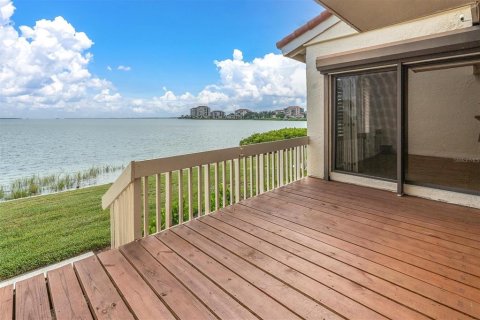 Condo in Saint Petersburg, Florida, 3 bedrooms  № 2394253 - photo 12