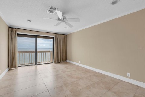 Condo in Saint Petersburg, Florida, 3 bedrooms  № 2394253 - photo 29