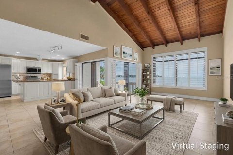 Condo in Saint Petersburg, Florida, 3 bedrooms  № 2394253 - photo 6