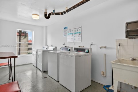 Купить кондоминиум в Помпано-Бич, Флорида 1 спальня, 58.53м2, № 1955667 - фото 21