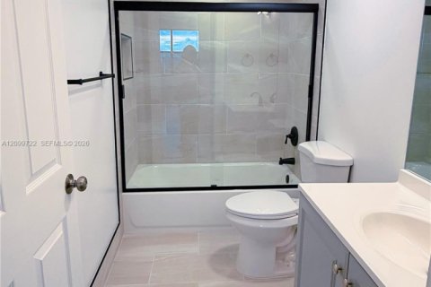 Copropriété à louer à North Miami, Floride: 2 chambres, 117.06 m2 № 2397557 - photo 18