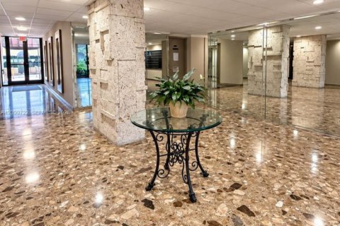 Copropriété à louer à North Miami, Floride: 2 chambres, 117.06 m2 № 2397557 - photo 20
