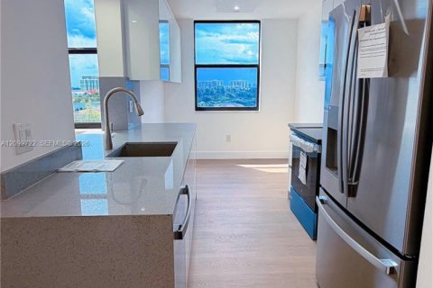 Copropriété à louer à North Miami, Floride: 2 chambres, 117.06 m2 № 2397557 - photo 8