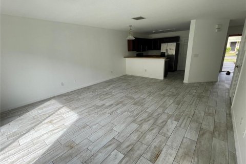 Townhouse in Orlando, Florida 3 bedrooms, 138.89 sq.m. № 2201749 - photo 2