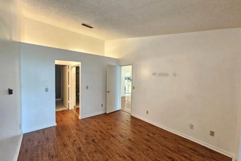 Villa ou maison à louer à Tampa, Floride: 2 chambres, 120.77 m2 № 2437389 - photo 21