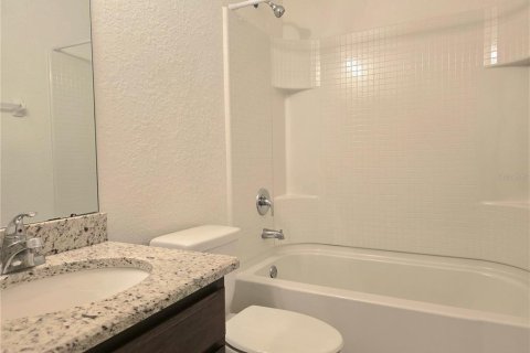 House in Lake Wales, Florida 3 bedrooms, 117.52 sq.m. № 2196549 - photo 19