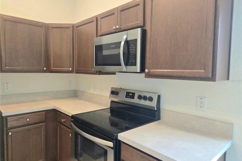 House in Lake Wales, Florida 3 bedrooms, 117.52 sq.m. № 2196549 - photo 11
