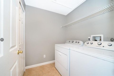 Touwnhouse à vendre à Orlando, Floride: 2 chambres, 122.82 m2 № 2148040 - photo 14