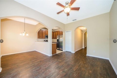 Touwnhouse à vendre à Orlando, Floride: 2 chambres, 122.82 m2 № 2148040 - photo 2
