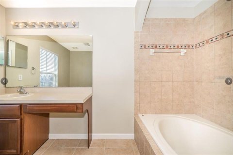 Touwnhouse à vendre à Orlando, Floride: 2 chambres, 122.82 m2 № 2148040 - photo 18
