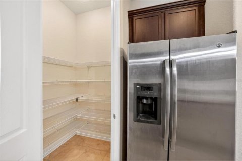 Adosado en venta en Kissimmee, Florida, 3 dormitorios, 169.08 m2 № 2097799 - foto 16
