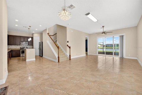 Adosado en venta en Kissimmee, Florida, 3 dormitorios, 169.08 m2 № 2097799 - foto 3
