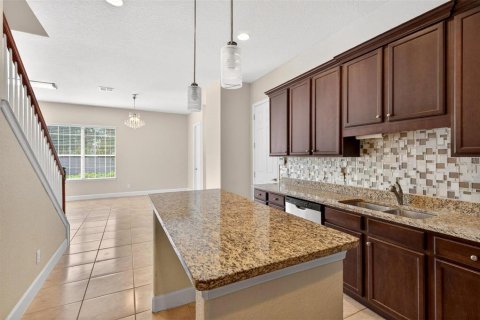 Adosado en venta en Kissimmee, Florida, 3 dormitorios, 169.08 m2 № 2097799 - foto 18