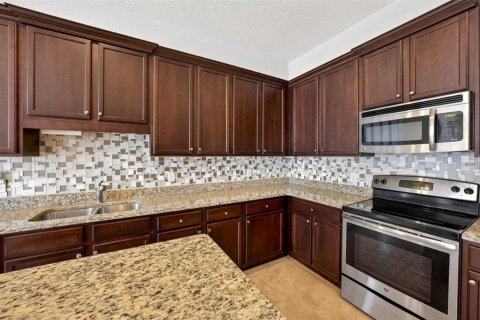 Adosado en venta en Kissimmee, Florida, 3 dormitorios, 169.08 m2 № 2097799 - foto 21