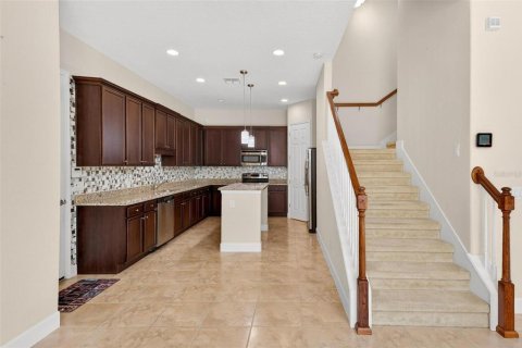 Adosado en venta en Kissimmee, Florida, 3 dormitorios, 169.08 m2 № 2097799 - foto 11