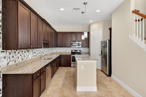 Adosado en venta en Kissimmee, Florida, 3 dormitorios, 169.08 m2 № 2097799 - foto 14