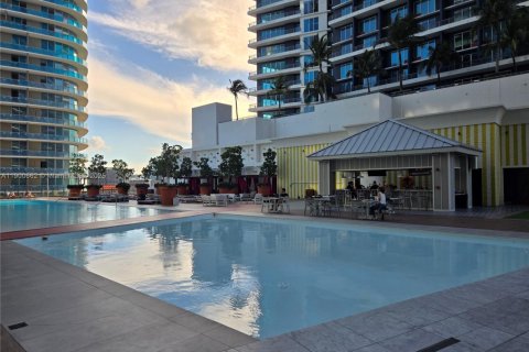 Condo in Miami, Florida, 1 bedroom  № 1953485 - photo 26