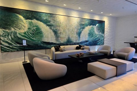 Condo in Miami, Florida, 1 bedroom  № 1953485 - photo 30