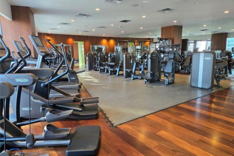 Condo in Miami, Florida, 1 bedroom  № 1953485 - photo 22