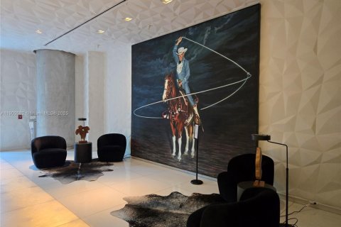 Condo in Miami, Florida, 1 bedroom  № 1953485 - photo 29