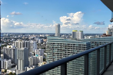Condo in Miami, Florida, 1 bedroom  № 1953485 - photo 15