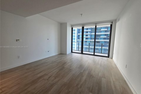 Condo in Miami, Florida, 1 bedroom  № 1953485 - photo 5