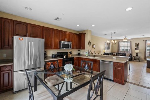 Condo in Orlando, Florida, 3 bedrooms  № 1562315 - photo 7