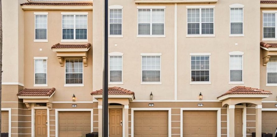 Condo in Orlando, Florida, 3 bedrooms № 1562315