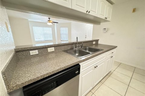 Condominio en venta en Kissimmee, Florida, 3 dormitorios, 116.22 m2 № 1679208 - foto 5