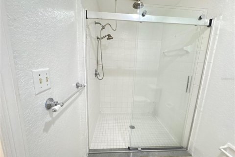 Condominio en venta en Kissimmee, Florida, 3 dormitorios, 116.22 m2 № 1679208 - foto 18