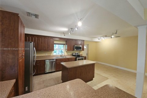 Casa en alquiler en Davie, Florida, 5 dormitorios, 481.88 m2 № 1896665 - foto 20