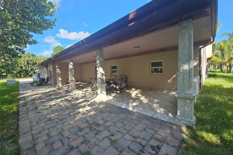 Casa en alquiler en Davie, Florida, 5 dormitorios, 481.88 m2 № 1896665 - foto 23