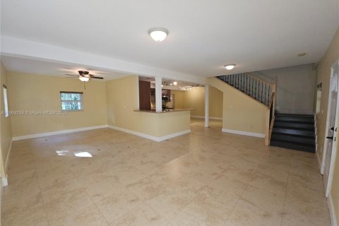 Casa en alquiler en Davie, Florida, 5 dormitorios, 481.88 m2 № 1896665 - foto 18