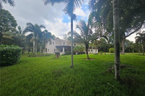 Casa en alquiler en Davie, Florida, 5 dormitorios, 481.88 m2 № 1896665 - foto 12