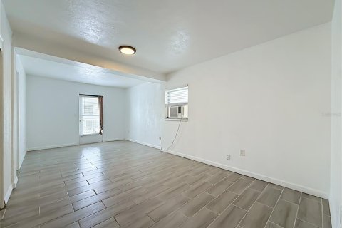 Appartement à louer à Madeira Beach, Floride: 2 chambres, 99.41 m2 № 2409975 - photo 18