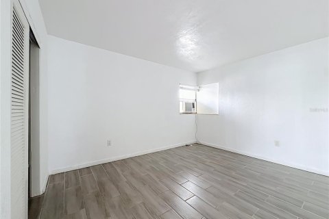 Appartement à louer à Madeira Beach, Floride: 2 chambres, 99.41 m2 № 2409975 - photo 14