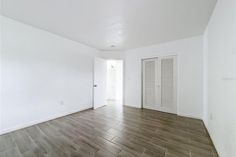 Appartement à louer à Madeira Beach, Floride: 2 chambres, 99.41 m2 № 2409975 - photo 16