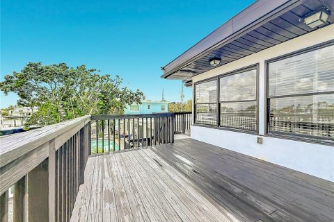 Appartement à louer à Madeira Beach, Floride: 2 chambres, 99.41 m2 № 2409975 - photo 29