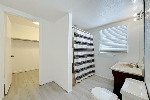 Appartement à louer à Madeira Beach, Floride: 2 chambres, 99.41 m2 № 2409975 - photo 22