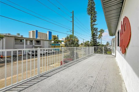 Appartement à louer à Madeira Beach, Floride: 2 chambres, 99.41 m2 № 2409975 - photo 25