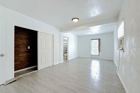 Appartement à louer à Madeira Beach, Floride: 2 chambres, 99.41 m2 № 2409975 - photo 19