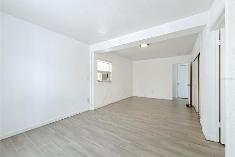 Appartement à louer à Madeira Beach, Floride: 2 chambres, 99.41 m2 № 2409975 - photo 21